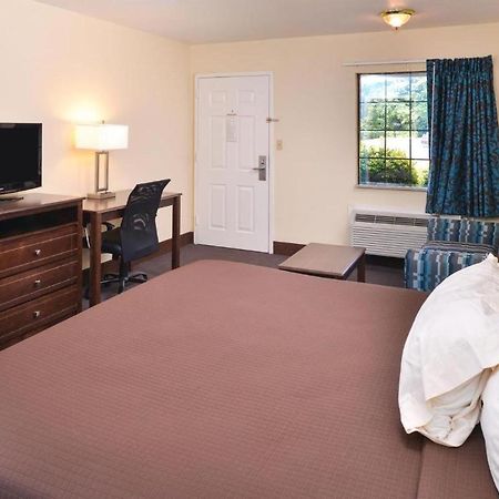 Americas Best Value Inn - Batesville Exterior foto